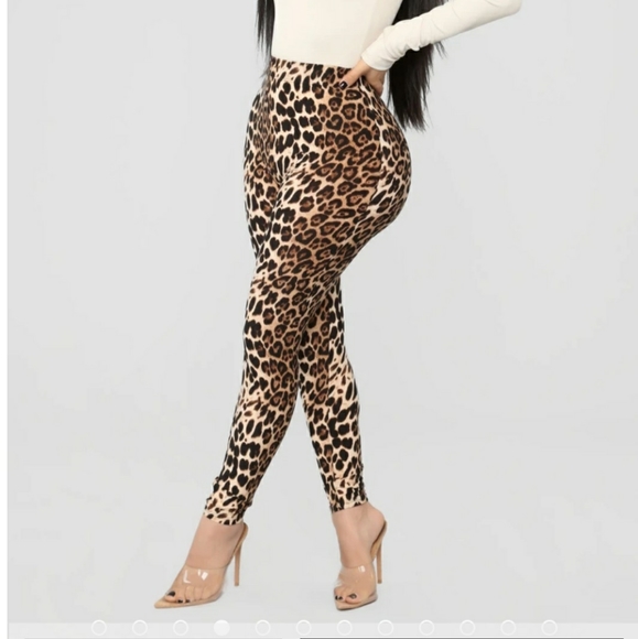 Fashion Nova Leopard Leggings OS - Picture 3 of 8
